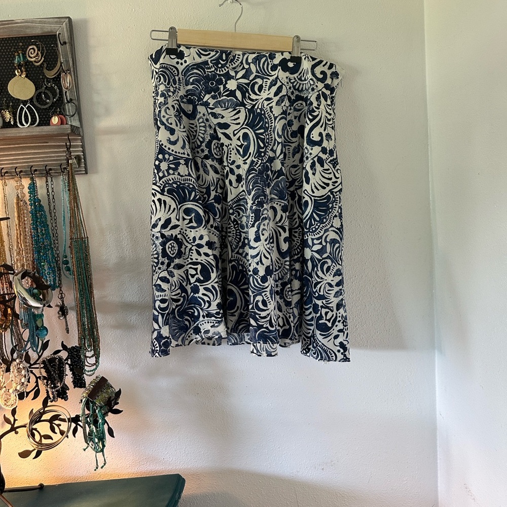 Lauren, by Ralph Lauren hundred percent cotton skirt